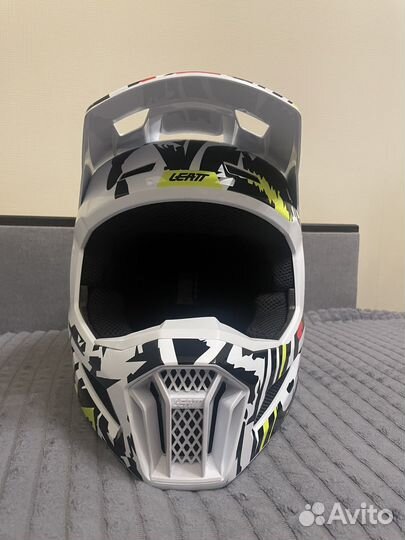 Мотошлем Leatt