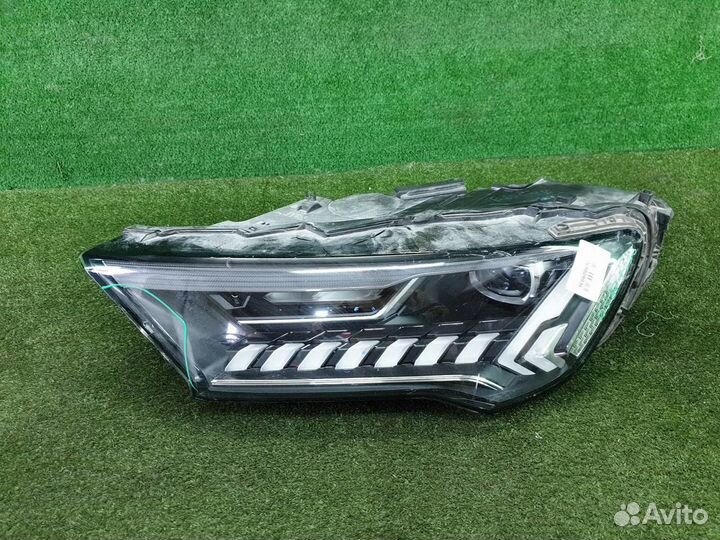 Фара левая Audi Q7/SQ7