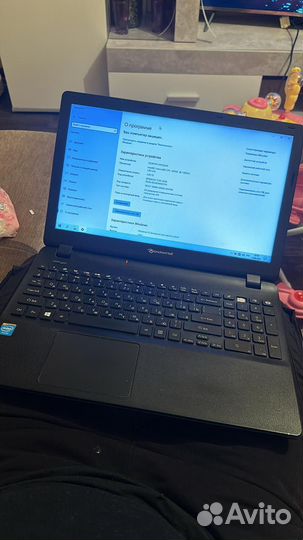 Ноутбук с документами