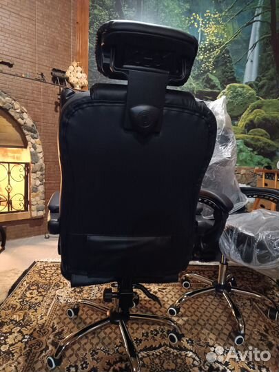 Компьютерное офисное кресло
