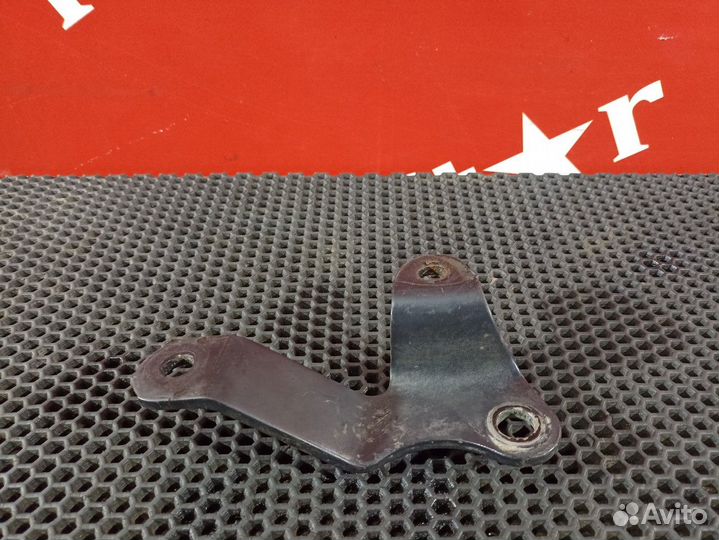 Кронштейн стойки стабилизатора