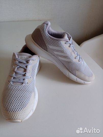 Кроссовки adidas ориг 36,5 - 37 размер