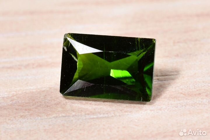 Огранка. Хромдиопсид. Лот №232