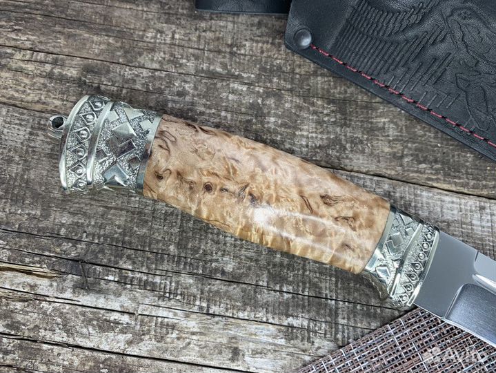 Туристический нож 