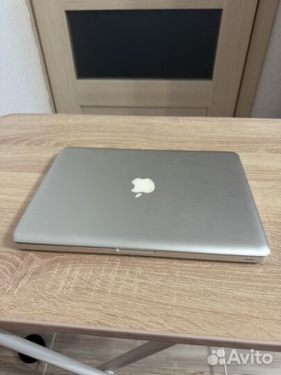 Apple MacBook 13 2008