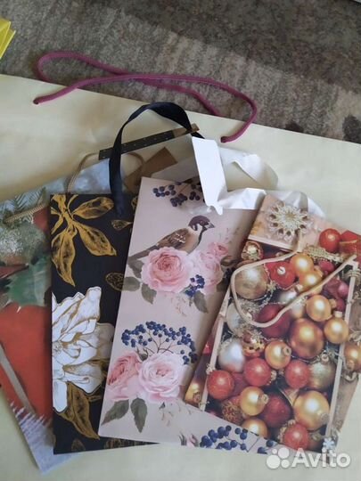 Пакеты подарочные