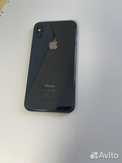 Телефон iPhone 10