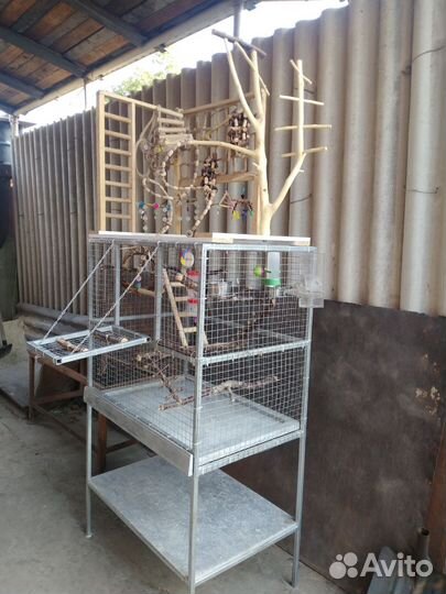Клетка для попугаев