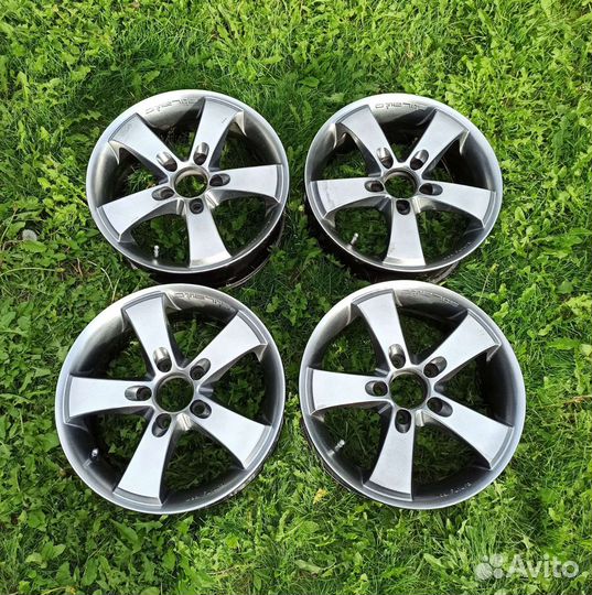 Литые диски r16/ 5 *114,3/et42/D67.1