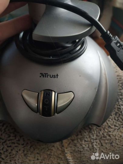 Джойстик Trust