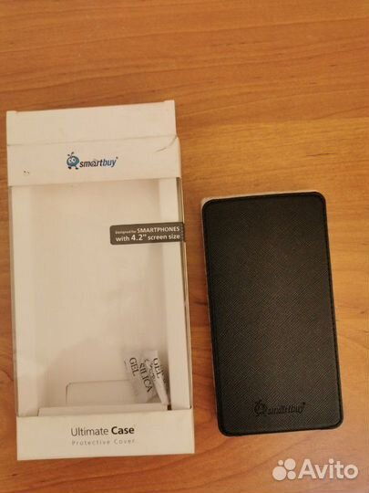 Чехол на телефон