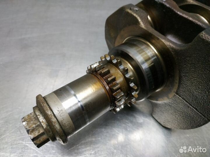 Коленвал Volkswagen Polo 602 cfna 2015