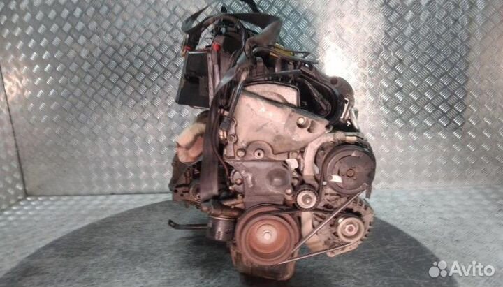 Двигатель D4F 712 Renault Clio 2 1.2 Бензин