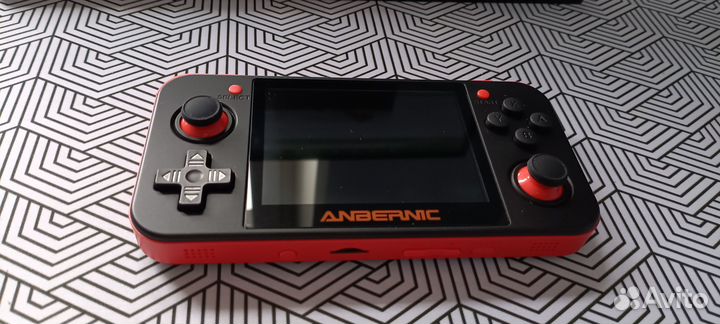 Новая Miyoo Mini Plus