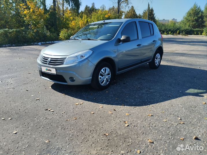 Renault Sandero 1.6 AT, 2011, 109 000 км
