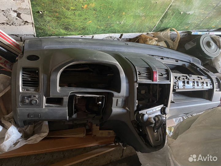 Торпедо Honda cr-v 2008