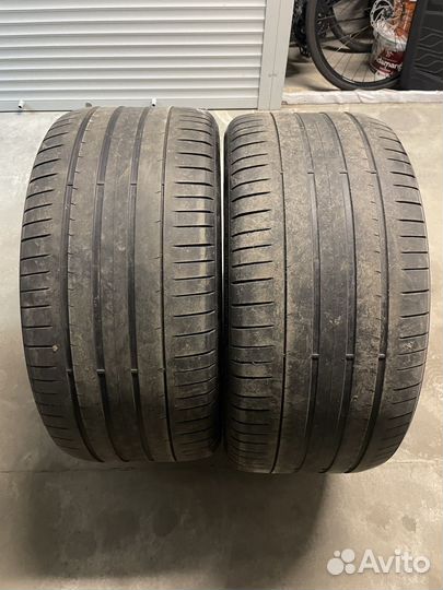 Pirelli P Zero PZ4 315/35 R21