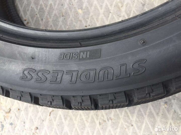 Bridgestone Blizzak VRX 215/45 R17 87S