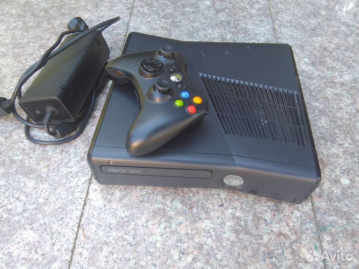 Xbox 360 Slim 250gb Freeboot + игры