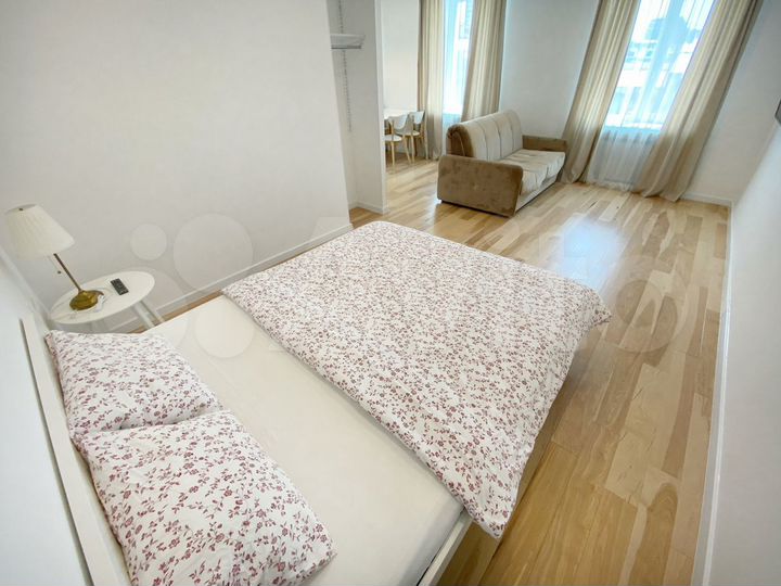 Квартира-студия, 42 м², 4/4 эт.