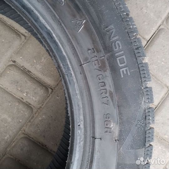 Ovation W-588 215/60 R17 96H