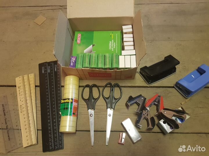 Канцелярские принадлежности