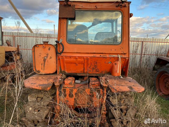 Трактор ВгТЗ ДТ-75, 1985