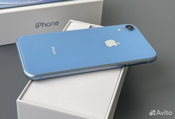 iPhone Xr, 64 ГБ
