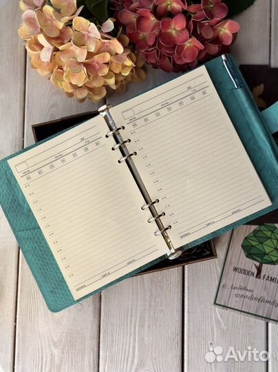 Ежедневник из натуральной кожи с гравировкой