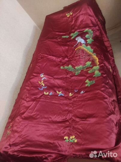 Покрывало на кровать новое