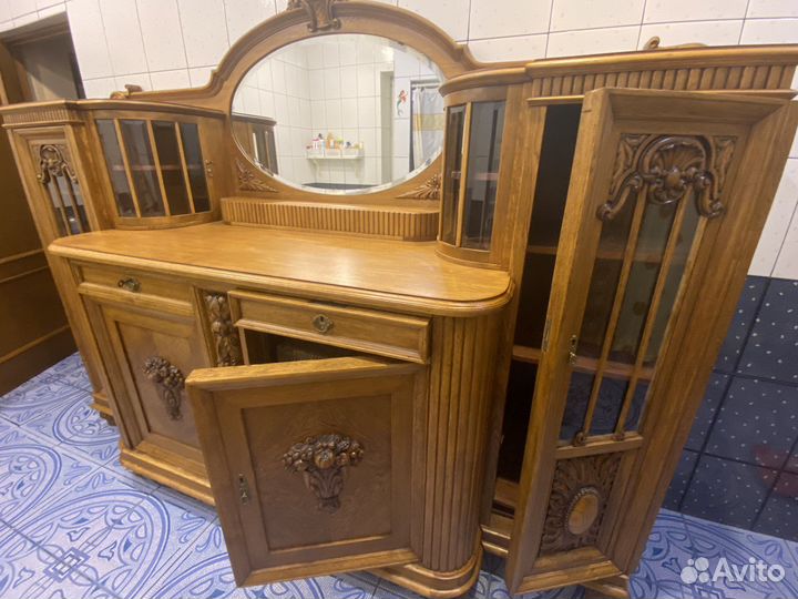 Полубуфет из дуба