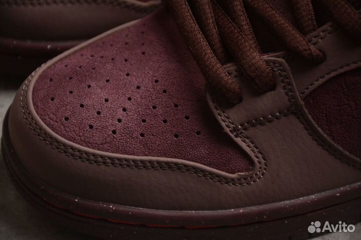 Nike SB Dunk Low City of Love Burgundy Crush