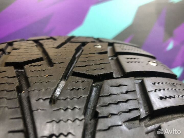 Roadstone Winguard WinSpike 215/65 R16