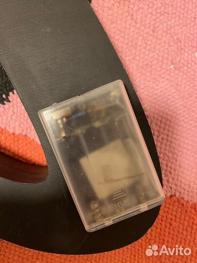 Деревянная надпись буквы Love с подсветкой