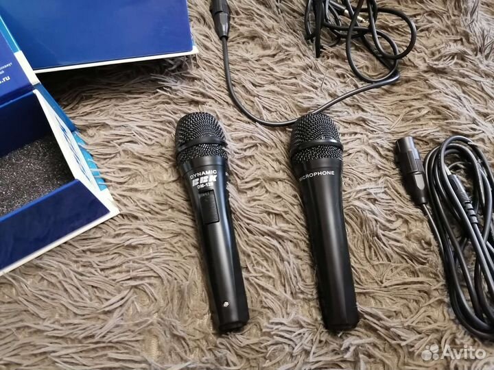 Микрофон для караоке проводной BBK