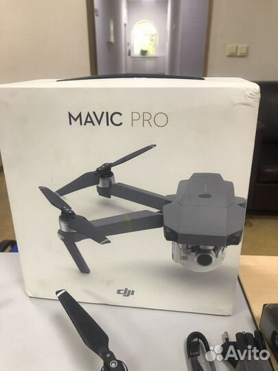Квадрокоптер DJI Mavic Pro