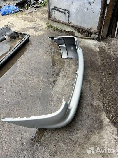 Бампер задний Volkswagen Sharan