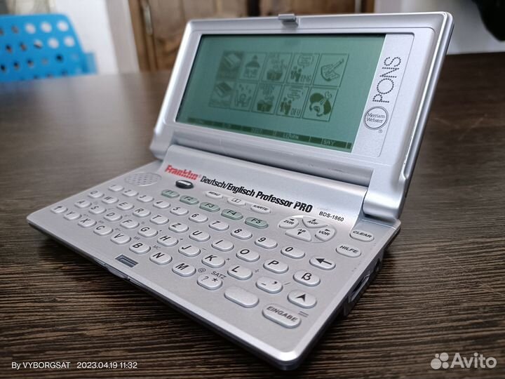Электронный переводчик Franklin DE/ENG bds 1860