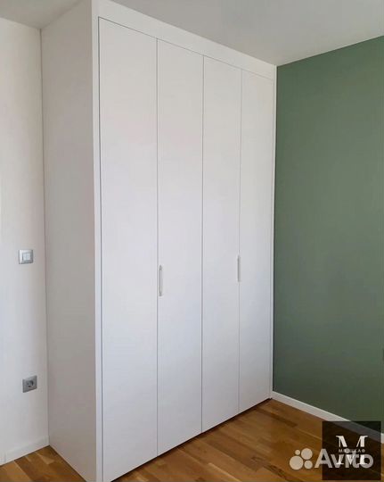 Шкаф трехстворчатый (и другие)