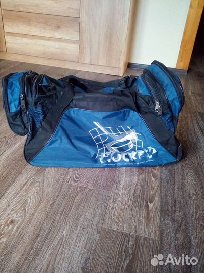 Хоккейная сумка бауэр на колесах
