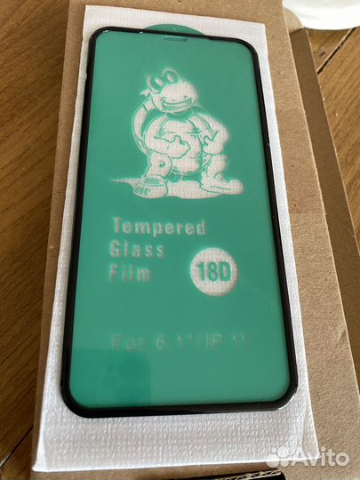 Защитное стекло на iPhone 11 / Xr с бортиком