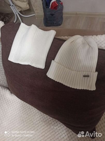 Шапка и шарф женская вязаная