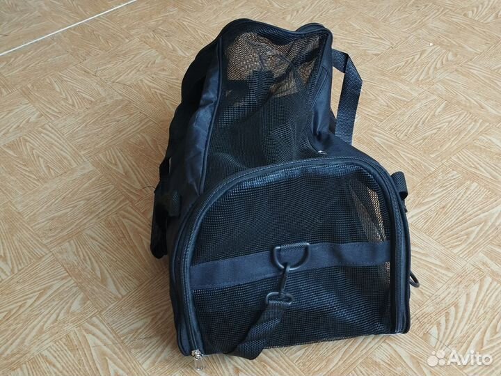 Переноска для кошек и собак