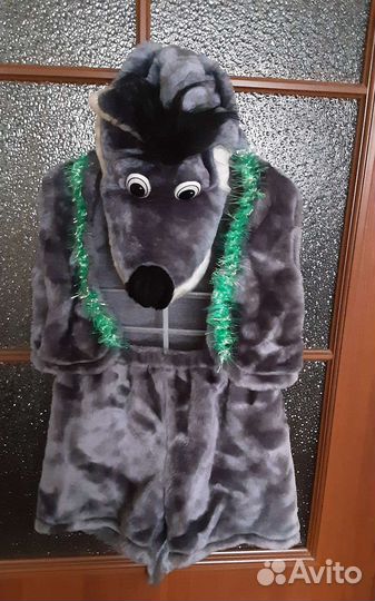 Новогодний костюм волка