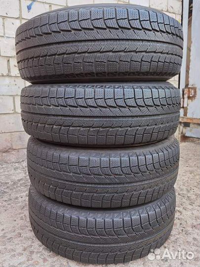 Michelin Latitude X-Ice XI2 215/70 R16 97T