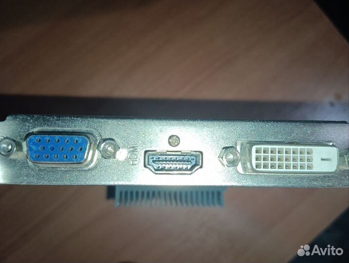 AMD Radeon HD 6570