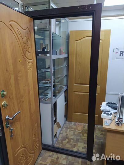 Входная стальная дверь