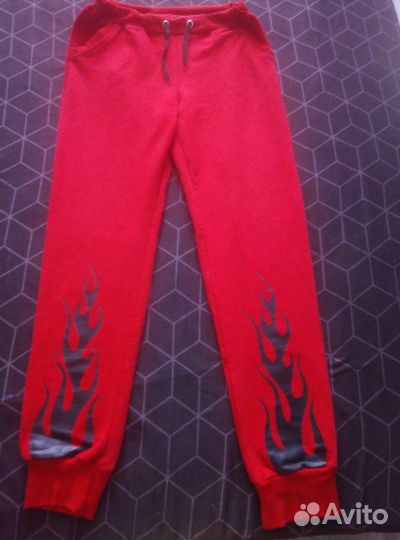 Спортивный костюм женский