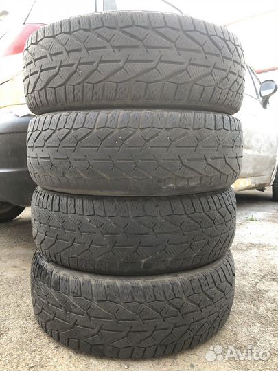 Kormoran Snow 205/60 R16