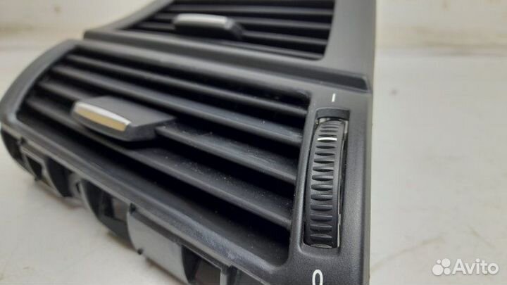 Дефлектор передний левый Bmw X5 E70 3.0 2012